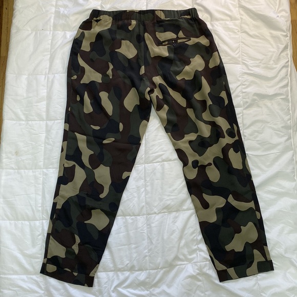 Revolve Haute Hippie Camo Silk Pants Fatigue Womens S Boho Chic Artsy Hipster - Picture 2 of 15